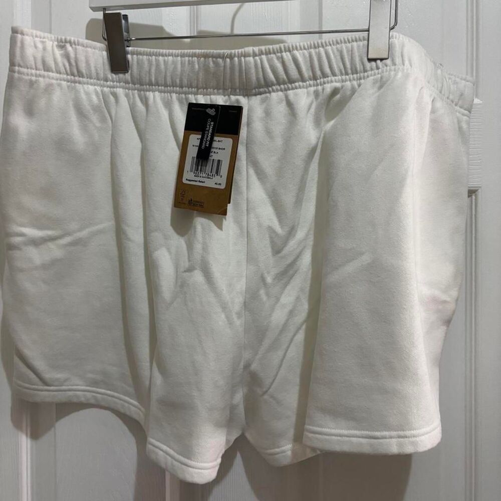 The-north-face Men's White Shorts